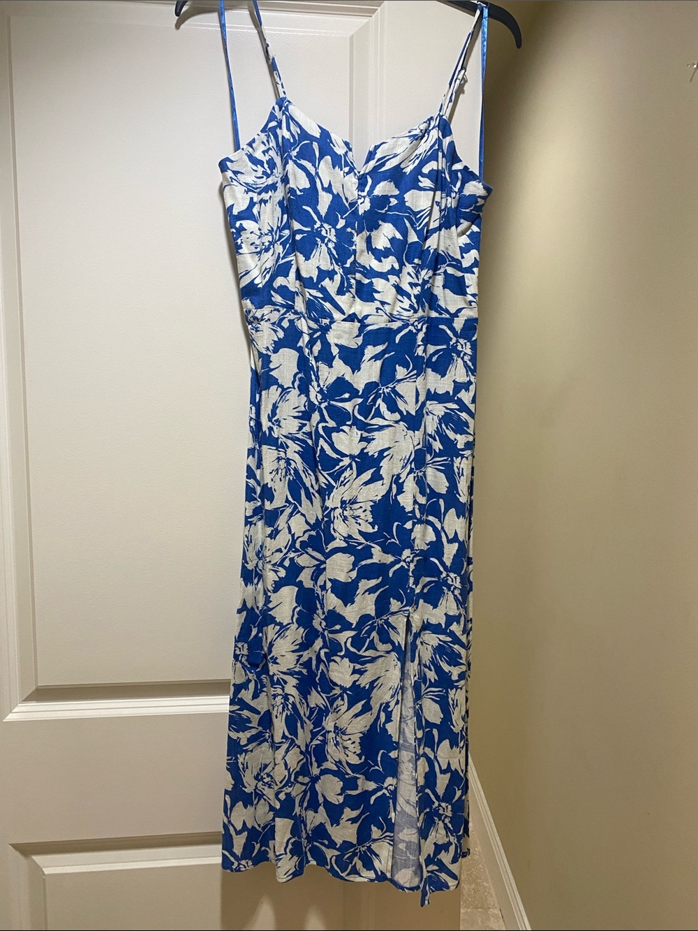 Blue and White Floral Sundress Dress, sz M